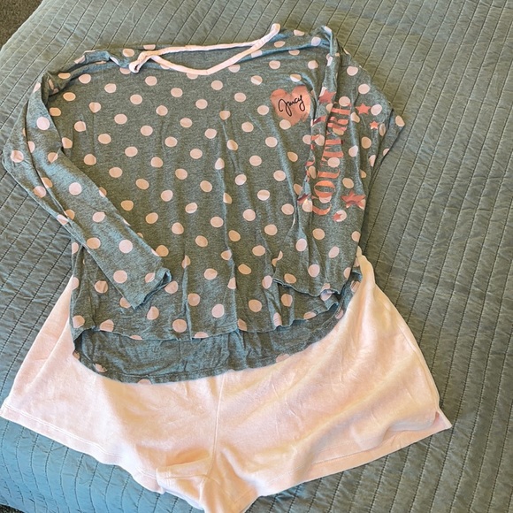 Juicy Couture Other - Juicy Couture Pajama set XL